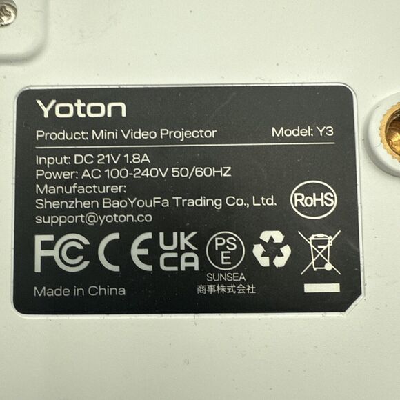 Yoton Y3 Mini Video Projector, 5500 Lumens - Picture 8 of 10